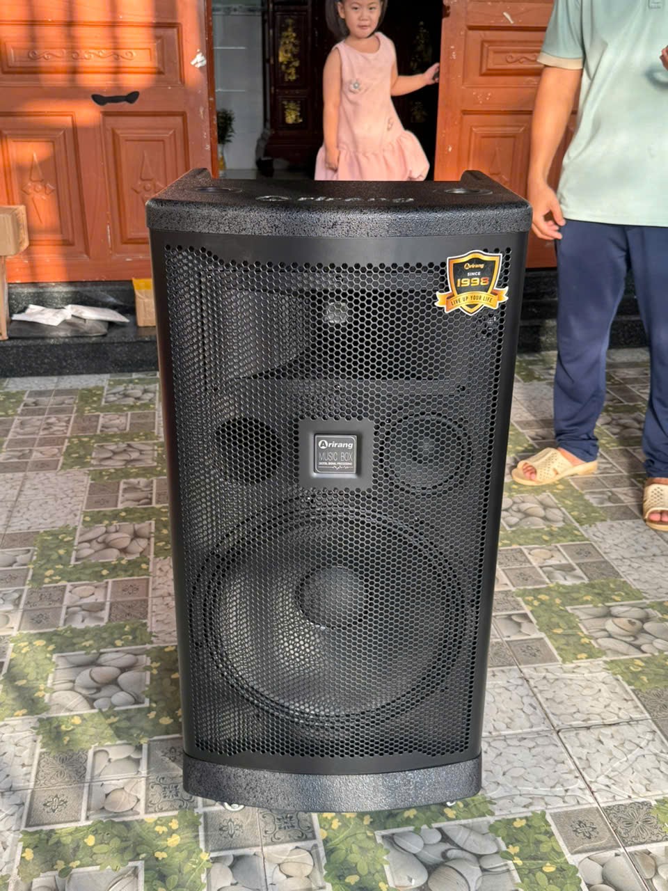 Khách hàngĐô Nguyễnđánh giá về sản phẩmLoa kéo Arirang MK6 MAX (Bass 40cm, 400W, Kèm 2 Micro)