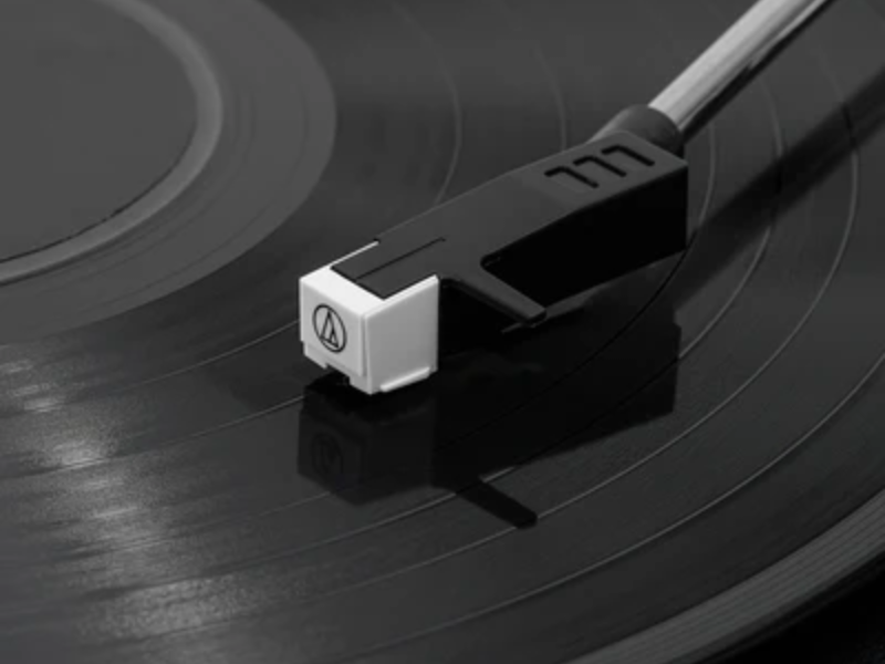 Đầu đĩa than Victrola The Eastwood II