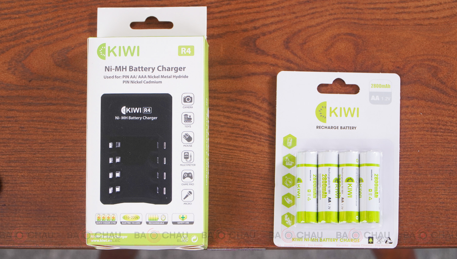 Bộ pin + sạc Kiwi (4 pin)