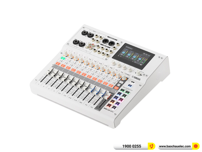 Mixer Yamaha MGX12V