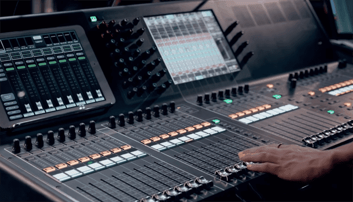 Bàn Mixer Yamaha CL5