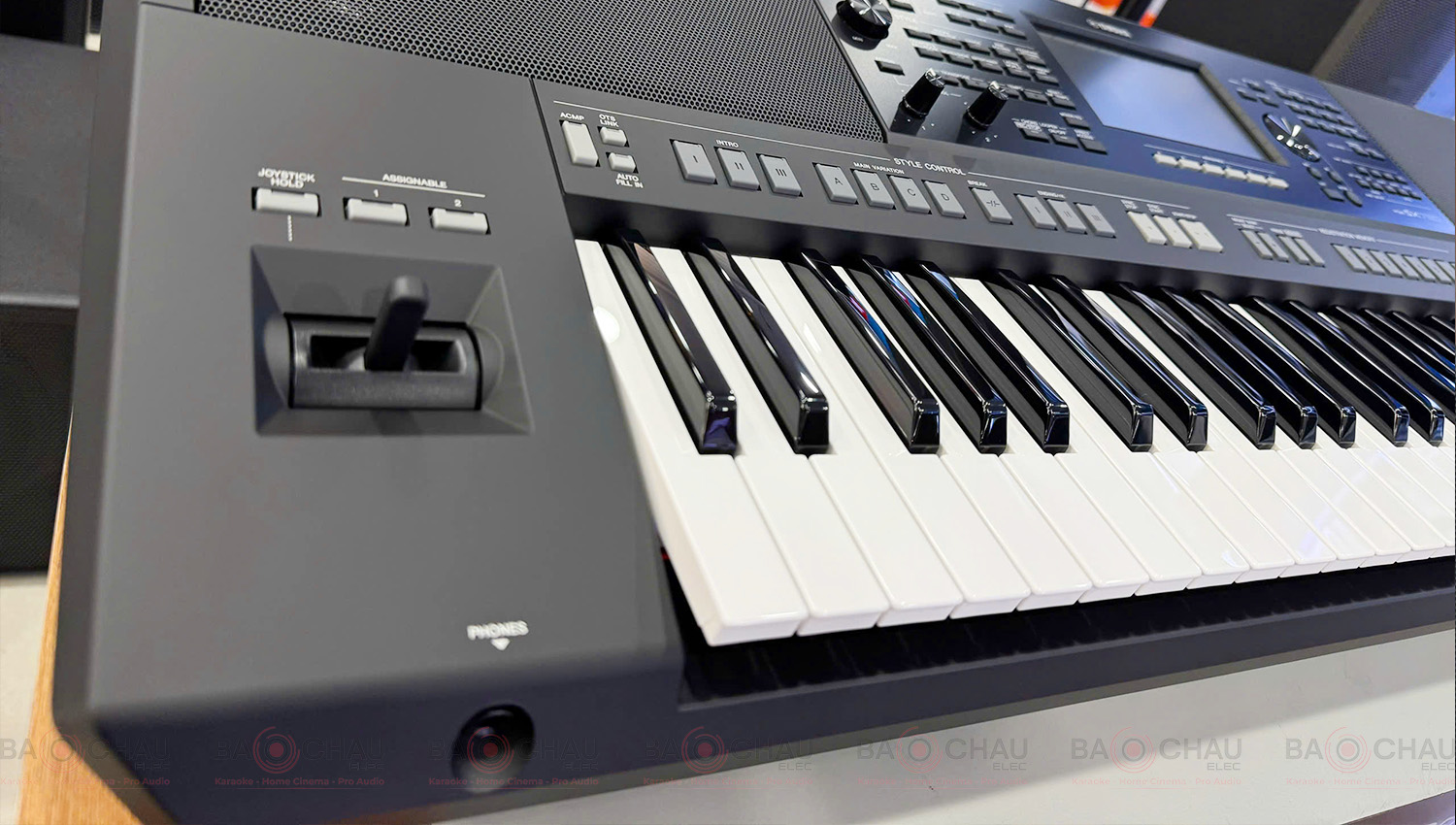 Đàn organ Yamaha PSR-SX720