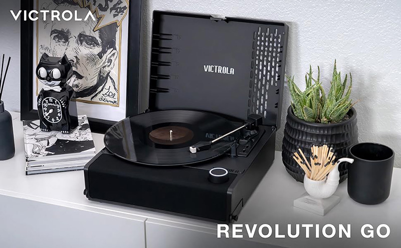 Đầu đĩa than Victrola Revolution Go
