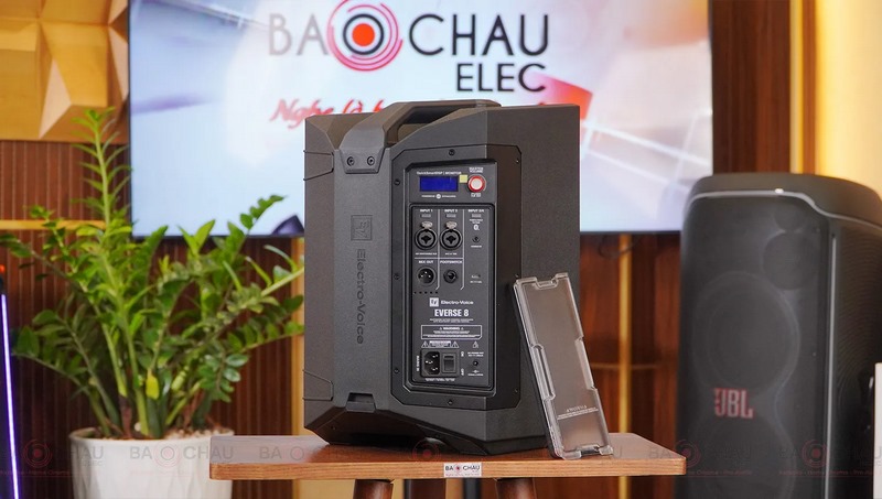 Electro-Voice Everse 8