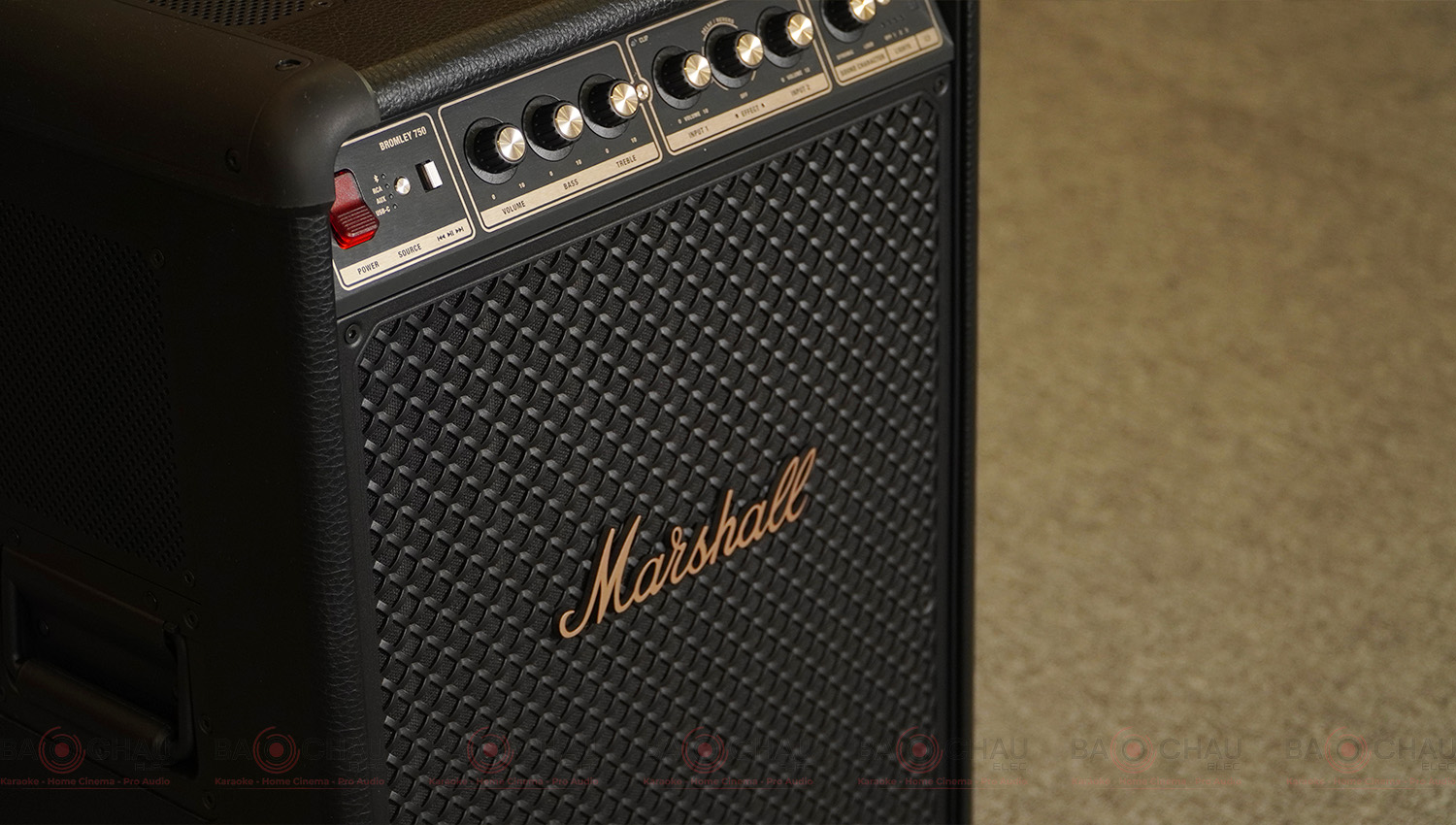 Loa Marshall Bromley 750