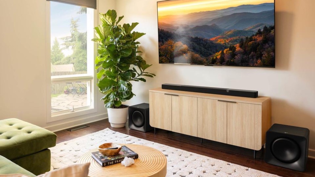  1/12 Loa soundbar Klipsch Flexus Core 300 H&igrave;nh ảnh sản phẩm Th&ocirc;ng số sản phẩm 100% h&agrave;ng ch&iacute;nh h&atilde;ng Đền gấp 3 lần nếu ph&aacute;t hiện h&agrave;ng giả Gi&aacute; lu&ocirc;n rẻ nhất Gọi để c&oacute; gi&aacute; tốt nhất Việt Nam Hệ thống 18 cửa h&agrave;ng lớn nhất Việt Nam Trả g&oacute;p 0% Trả g&oacute;p online từ 0% Đặc điểm nổi bật Loa soundbar Klipsch Flexus Core 300 mang đến trải nghiệm &acirc;m thanh đa chiều, sống động v&agrave; tiện lợi, kết hợp thiết kế sang trọng với c&ocirc;ng nghệ &acirc;m thanh hiện đại. - Thiết kế sang trọng, gọn g&agrave;ng với vỏ gỗ Ebony Vinyl, dễ bố tr&iacute; hoặc treo tường. - Cấu h&igrave;nh 5.1.2 đa hướng: 2 loa hướng l&ecirc;n trần 2,25 inch, 2 loa hướng ngang 2,25 inch, 4 loa hướng về ph&iacute;a trước 2,25 inch. - Dolby Atmos: Tạo hiệu ứng &acirc;m thanh v&ograve;m sống động, ch&acirc;n thực. - Dirac Live Room Correction: Tối ưu &acirc;m thanh theo kh&ocirc;ng gian ph&ograve;ng. - Tweeter horn-loaded + Dialogue Boost: &Acirc;m cao sắc n&eacute;t, giọng n&oacute;i r&otilde; r&agrave;ng. - Ph&aacute;t nhạc trực tuyến đa nền tảng: AirPlay, Google Cast, Spotify, Tidal Connect, Qplay, Bluetooth. - Ứng dụng Klipsch Connect Plus gi&uacute;p điều chỉnh &acirc;m thanh, quản l&yacute; nhiều thiết bị, cập nhật phần mềm. - Hỗ trợ mở rộng hệ thống: Kết hợp loa surround v&agrave; subwoofer kh&ocirc;ng d&acirc;y. - Ứng dụng đa dạng: Xem phim, nghe nhạc, chơi game v&agrave; giải tr&iacute; gia đ&igrave;nh. Loa soundbar Klipsch Flexus Core 300 l&agrave; lựa chọn l&yacute; tưởng d&agrave;nh cho những ai muốn n&acirc;ng cấp trải nghiệm &acirc;m thanh gia đ&igrave;nh theo chuẩn rạp chiếu phim ngay tại nh&agrave;. Sở hữu thiết kế hiện đại, gọn g&agrave;ng nhưng ẩn chứa sức mạnh &acirc;m thanh ấn tượng, Flexus Core 300 mang đến chất &acirc;m đặc trưng của Klipsch với độ chi tiết cao, &acirc;m trầm mạnh mẽ v&agrave; kh&ocirc;ng gian &acirc;m thanh sống động. Đ&acirc;y l&agrave; giải ph&aacute;p soundbar cao cấp, ph&ugrave; hợp cho cả xem phim, nghe nhạc lẫn giải tr&iacute; hằng ng&agrave;y trong kh&ocirc;ng gian ph&ograve;ng kh&aacute;ch hiện đại. Sang trọng, nhỏ gọn ph&ugrave; hợp nhiều kh&ocirc;ng gian Thiết kế sang trọng với chất liệu cao cấp Loa soundbar Klipsch Flexus Core 300 sở hữu 2 t&ocirc;ng m&agrave;u đen v&agrave; vỏ gỗ cao cấp phủ Ebony Vinyl, mang đến vẻ đẹp tự nhi&ecirc;n, tinh tế v&agrave; đậm chất nội thất cao cấp. Kiểu ho&agrave;n thiện n&agrave;y kh&ocirc;ng chỉ gi&uacute;p loa bền bỉ theo thời gian m&agrave; c&ograve;n dễ d&agrave;ng h&ograve;a hợp với nhiều phong c&aacute;ch kh&ocirc;ng gian kh&aacute;c nhau, từ hiện đại đến cổ điển. Thiết kế vỏ gỗ cũng l&agrave; điểm nhận diện đặc trưng của Klipsch, g&oacute;p phần n&acirc;ng tầm thẩm mỹ cho ph&ograve;ng kh&aacute;ch hoặc ph&ograve;ng giải tr&iacute; gia đ&igrave;nh. Kiểu d&aacute;ng nhỏ gọn, linh hoạt trong lắp đặt Với k&iacute;ch thước c&aacute;c chiều rộng, cao, s&acirc;u lần lượt 112 x 78 x 126mm v&agrave; trọng lượng 8.5 kg, Flexus Core 300 c&oacute; thiết kế mỏng gọn, dễ d&agrave;ng bố tr&iacute; ở nhiều vị tr&iacute; kh&aacute;c nhau. Loa hỗ trợ treo tường hoặc đặt tr&ecirc;n kệ TV, gi&uacute;p tiết kiệm kh&ocirc;ng gian v&agrave; giữ cho khu vực giải tr&iacute; lu&ocirc;n gọn g&agrave;ng, hiện đại. Chiều d&agrave;i 54 inch đặc biệt ph&ugrave; hợp với c&aacute;c TV m&agrave;n h&igrave;nh lớn, tạo sự c&acirc;n đối v&agrave; liền mạch về mặt thị gi&aacute;c. Thiết kế mở rộng linh hoạt cho hệ thống &acirc;m thanh v&ograve;m Kh&ocirc;ng chỉ dừng lại ở một chiếc soundbar độc lập, Klipsch Flexus Core 300 c&ograve;n được thiết kế để mở rộng dễ d&agrave;ng với loa surround v&agrave; subwoofer kh&ocirc;ng d&acirc;y trong hệ sinh th&aacute;i Flexus. Nhờ đ&oacute;, người d&ugrave;ng c&oacute; thể từng bước n&acirc;ng cấp từ hệ thống &acirc;m thanh cơ bản l&ecirc;n &acirc;m thanh v&ograve;m ho&agrave;n chỉnh m&agrave; kh&ocirc;ng cần thay đổi cấu tr&uacute;c ph&ograve;ng hay đi d&acirc;y phức tạp. Đ&acirc;y l&agrave; ưu điểm lớn gi&uacute;p Flexus Core 300 vừa ph&ugrave; hợp cho nhu cầu hiện tại, vừa sẵn s&agrave;ng cho những n&acirc;ng cấp trong tương lai. Với những g&igrave; m&agrave; c&ograve;n được ưu điểm lớn gi&uacute;p vừa ph&ugrave; hợp cho nhu cầu hiện tại Hệ thống củ loa đa hướng mạnh mẽ Loa soundbar Klipsch Flexus Core 300 sở hữu hệ thống củ loa to&agrave;n diện, được thiết kế để mang đến &acirc;m thanh c&acirc;n bằng, sống động, bass mạnh mẽ, &acirc;m trung trong trẻo v&agrave; &acirc;m cao sắc n&eacute;t, gi&uacute;p trải nghiệm giải tr&iacute; tại gia trở n&ecirc;n đa chiều m&agrave; kh&ocirc;ng cần loa sub ri&ecirc;ng. Cấu h&igrave;nh loa 5.1.2 bao gồm: 2 loa hướng l&ecirc;n trần 2,25 inch - tạo hiệu ứng &acirc;m thanh v&ograve;m từ ph&iacute;a tr&ecirc;n. 2 loa hướng ngang 2,25 inch - mở rộng kh&ocirc;ng gian &acirc;m thanh sang hai b&ecirc;n, bao phủ ph&ograve;ng nghe. 4 loa hướng về ph&iacute;a trước 2,25 inch - mang &acirc;m trung v&agrave; bass mạnh mẽ trực tiếp đến người nghe. Hệ thống củ loa đa hướng n&agrave;y gi&uacute;p Flexus Core 300 thể hiện xuất sắc trong cả việc xem phim, nghe nhạc lẫn chơi game, đồng thời tối ưu h&oacute;a hiệu ứng Dolby Atmos để &acirc;m thanh bao tr&ugrave;m to&agrave;n bộ kh&ocirc;ng gian nghe. C&ocirc;ng nghệ Dirac Live Room Correction C&ocirc;ng nghệ Dirac Live Room Correction t&iacute;ch hợp tr&ecirc;n Loa soundbar Klipsch Flexus Core 300 tối ưu h&oacute;a &acirc;m thanh theo đặc điểm ph&ograve;ng, gi&uacute;p loại bỏ c&aacute;c hiện tượng cộng hưởng hoặc m&eacute;o tiếng do kh&ocirc;ng gian g&acirc;y ra. Nhờ đ&oacute;, &acirc;m thanh trở n&ecirc;n trong trẻo, chi tiết với bass chắc v&agrave; mạnh mẽ, mang lại trải nghiệm nghe tự nhi&ecirc;n, sống động. Bất kể bạn đặt loa trong ph&ograve;ng kh&aacute;ch nhỏ hay ph&ograve;ng giải tr&iacute; rộng, Dirac Live vẫn đảm bảo chất lượng &acirc;m thanh ổn định v&agrave; c&acirc;n bằng, n&acirc;ng tầm Flexus Core 300 trở th&agrave;nh trung t&acirc;m giải tr&iacute; gia đ&igrave;nh chuy&ecirc;n nghiệp. Tweeter horn-loaded độc quyền v&agrave; Dialogue Boost Tweeter horn-loaded độc quyền của Loa soundbar Klipsch Flexus Core 300 kết hợp c&ugrave;ng t&iacute;nh năng Dialogue Boost gi&uacute;p &acirc;m cao v&agrave; giọng n&oacute;i lu&ocirc;n r&otilde; r&agrave;ng, chi tiết. Tweeter dạng k&egrave;n horn-loaded t&aacute;i tạo &acirc;m cao sống động, gi&uacute;p nhạc cụ, hiệu ứng &acirc;m thanh v&agrave; c&aacute;c chi tiết nhỏ được t&aacute;i hiện trung thực. Dialogue Boost tăng cường độ r&otilde; r&agrave;ng của giọng n&oacute;i, gi&uacute;p hội thoại trong phim, chương tr&igrave;nh truyền h&igrave;nh hoặc tr&ograve; chơi lu&ocirc;n dễ nghe v&agrave; tự nhi&ecirc;n. Khi kết hợp với hệ thống củ loa v&agrave; Dirac Live, giọng h&aacute;t v&agrave; lời thoại nổi bật m&agrave; vẫn giữ được độ tự nhi&ecirc;n, kh&ocirc;ng bị gắt hay m&eacute;o, mang đến trải nghiệm &acirc;m thanh ho&agrave;n thiện nhất. C&ocirc;ng nghệ &acirc;m thanh ch&iacute;nh x&aacute;c từ Onkyo Nhật Bản Loa soundbar Klipsch Flexus Core 300 được trang bị c&ocirc;ng nghệ &acirc;m thanh ch&iacute;nh x&aacute;c đến từ Onkyo Nhật Bản, th&ocirc;ng qua sự hợp t&aacute;c chiến lược giữa hai thương hiệu danh tiếng. Việc kết hợp chất &acirc;m Klipsch đặc trưng với kinh nghiệm nghi&ecirc;n cứu, sản xuất v&agrave; kiểm định nghi&ecirc;m ngặt của Onkyo gi&uacute;p hệ thống Flexus đạt được độ ổn định cao, khả năng t&aacute;i tạo &acirc;m thanh ch&iacute;nh x&aacute;c v&agrave; bền bỉ theo thời gian. Sự hợp t&aacute;c n&agrave;y kh&ocirc;ng chỉ mang &yacute; nghĩa về mặt thương hiệu, m&agrave; c&ograve;n thể hiện một bước tiến c&oacute; chủ đ&iacute;ch của Klipsch trong việc ho&agrave;n thiện to&agrave;n diện chất lượng t&aacute;i tạo &acirc;m thanh tr&ecirc;n c&aacute;c mẫu soundbar thế hệ mới. Ứng dụng Klipsch Connect Plus Để n&acirc;ng cao trải nghiệm người d&ugrave;ng, Loa soundbar Klipsch Flexus Core 300 hỗ trợ ứng dụng Klipsch Connect Plus với giao diện th&acirc;n thiện v&agrave; trực quan. Ứng dụng Klipsch Connect Plus gi&uacute;p bạn: Thiết lập hệ thống nhanh ch&oacute;ng: Kết nối soundbar, loa surround v&agrave; subwoofer dễ d&agrave;ng m&agrave; kh&ocirc;ng cần kỹ thuật phức tạp. Điều chỉnh &acirc;m thanh t&ugrave;y chỉnh: Thay đổi EQ, &acirc;m lượng, c&acirc;n bằng &acirc;m trầm &ndash; cao theo sở th&iacute;ch c&aacute; nh&acirc;n. Quản l&yacute; nhiều thiết bị: Điều khiển c&ugrave;ng l&uacute;c nhiều sản phẩm Klipsch trong hệ sinh th&aacute;i của bạn. Truy cập cập nhật phần mềm: Nhận th&ocirc;ng b&aacute;o v&agrave; c&agrave;i đặt c&aacute;c bản firmware mới để n&acirc;ng cấp t&iacute;nh năng v&agrave; hiệu suất. Kiểm so&aacute;t &aacute;nh s&aacute;ng v&agrave; hiệu ứng (nếu c&oacute; tr&ecirc;n model tương th&iacute;ch): Điều chỉnh đ&egrave;n nền, hiệu ứng &aacute;nh s&aacute;ng theo kh&ocirc;ng gian v&agrave; t&acirc;m trạng. Giao diện th&acirc;n thiện, trực quan: Dễ sử dụng cho cả người mới v&agrave; người am hiểu c&ocirc;ng nghệ. Nhờ đ&oacute;, việc kiểm so&aacute;t v&agrave; tối ưu hệ thống &acirc;m thanh trở n&ecirc;n đơn giản, nhanh ch&oacute;ng, ph&ugrave; hợp cả với người mới sử dụng lẫn người d&ugrave;ng am hiểu c&ocirc;ng nghệ. Ph&aacute;t nhạc trực tuyến chất lượng cao qua mạng Loa soundbar Klipsch Flexus Core 300 hỗ trợ ph&aacute;t nhạc trực tuyến với độ ph&acirc;n giải cao, gi&uacute;p người d&ugrave;ng thưởng thức c&aacute;c bản nhạc y&ecirc;u th&iacute;ch một c&aacute;ch sống động v&agrave; ch&acirc;n thực nhất. AirPlay - truyền nhạc trực tuyến từ thiết bị Apple với chất lượng cao. Google Cast - ph&aacute;t nhạc từ điện thoại hoặc m&aacute;y t&iacute;nh bảng Android trực tiếp l&ecirc;n loa. Spotify - truy cập kho nhạc trực tuyến h&agrave;ng triệu b&agrave;i h&aacute;t, playlist dễ d&agrave;ng. Tidal Connect - ph&aacute;t nhạc Hi-Res từ Tidal trực tiếp với chất lượng cao. Qplay - hỗ trợ ph&aacute;t nhạc qua nền tảng Qplay thuận tiện. Bluetooth - kết nối kh&ocirc;ng d&acirc;y ổn định, truyền tải nhạc từ nhiều thiết bị kh&aacute;c nhau. Khả năng ph&aacute;t trực tuyến n&agrave;y biến Core 300 th&agrave;nh trung t&acirc;m giải tr&iacute; đa năng, ph&ugrave; hợp với nhu cầu nghe nhạc tại gia, c&aacute;c bữa tiệc nhỏ hoặc kh&ocirc;ng gian thư gi&atilde;n c&aacute; nh&acirc;n. Trải nghiệm &acirc;m thanh v&ograve;m Dolby Atmos sống động, ch&acirc;n thực Loa soundbar Klipsch Flexus Core 300 được thiết kế để đ&aacute;p ứng ho&agrave;n hảo nhu cầu xem phim, giải tr&iacute; v&agrave; chơi game hiện đại với c&ocirc;ng nghệ Dolby Atmos ti&ecirc;n tiến. Hệ thống loa t&iacute;ch hợp bao gồm 2 loa n&acirc;ng cao (up-firing) 2,25 inch v&agrave; 2 loa hướng ngang 2,5 inch, cho ph&eacute;p &acirc;m thanh được ph&acirc;n bổ ch&iacute;nh x&aacute;c xung quanh v&agrave; ph&iacute;a tr&ecirc;n người nghe. Nhờ đ&oacute;, kh&ocirc;ng gian &acirc;m thanh trở n&ecirc;n đa chiều, tạo cảm gi&aacute;c bao tr&ugrave;m v&agrave; ch&acirc;n thực, gi&uacute;p người d&ugrave;ng đắm ch&igrave;m ho&agrave;n to&agrave;n v&agrave;o từng khung h&igrave;nh, hiệu ứng v&agrave; chi tiết &acirc;m thanh trong nội dung giải tr&iacute;. Giải m&atilde; &acirc;m thanh DTS:X ti&ecirc;n tiến Loa soundbar Flexus Core 300 t&iacute;ch hợp khả năng giải m&atilde; DTS:X, cho ph&eacute;p soundbar xử l&yacute; tất cả c&aacute;c định dạng &acirc;m thanh được m&atilde; h&oacute;a DTS:X qua đầu v&agrave;o HDMI. Nhờ đ&oacute;, việc ph&aacute;t lại phim v&agrave; nhạc trở n&ecirc;n liền mạch, sống động với &acirc;m thanh đa chiều, chi tiết v&agrave; ch&iacute;nh x&aacute;c. C&ocirc;ng nghệ n&agrave;y gi&uacute;p t&aacute;i tạo hiệu ứng &acirc;m thanh v&ograve;m ch&acirc;n thực, tạo cảm gi&aacute;c người nghe được bao quanh trong kh&ocirc;ng gian &acirc;m nhạc v&agrave; h&agrave;nh động, n&acirc;ng tầm trải nghiệm giải tr&iacute; tại nh&agrave; l&ecirc;n gần bằng rạp chiếu phim. T&iacute;nh ứng dụng Loa soundbar Klipsch Flexus Core 300 Loa soundbar Klipsch Flexus Core 300 l&agrave; giải ph&aacute;p &acirc;m thanh to&agrave;n diện d&agrave;nh cho kh&ocirc;ng gian sống hiện đại, mang đến trải nghiệm giải tr&iacute; đa phương tiện một c&aacute;ch linh hoạt v&agrave; cao cấp. Với khả năng xử l&yacute; &acirc;m thanh đa hướng, t&iacute;ch hợp c&ocirc;ng nghệ Dolby Atmos v&agrave; nhiều t&ugrave;y chọn kết nối hiện đại, Flexus Core 300 ph&ugrave; hợp cho nhiều t&igrave;nh huống sử dụng kh&aacute;c nhau: Xem phim tại gia: &Acirc;m thanh v&ograve;m sống động với Dolby Atmos đưa bạn đắm ch&igrave;m trong từng cảnh h&agrave;nh động, đối thoại r&otilde; r&agrave;ng v&agrave; hiệu ứng bao tr&ugrave;m như ở rạp chiếu phim. Nghe nhạc chất lượng cao: Hỗ trợ ph&aacute;t trực tuyến qua AirPlay, Google Cast, Spotify, Tidal Connect,&hellip; gi&uacute;p bạn thưởng thức &acirc;m nhạc từ nhiều nguồn với chất lượng tốt nhất. Chơi game: &Acirc;m thanh chi tiết, đa chiều gi&uacute;p tăng độ ch&acirc;n thực v&agrave; bối cảnh, gi&uacute;p bạn nhập vai hơn trong c&aacute;c trận game. Giải tr&iacute; gia đ&igrave;nh: Từ chương tr&igrave;nh truyền h&igrave;nh, livestream đến podcast, giọng n&oacute;i lu&ocirc;n r&otilde; r&agrave;ng nhờ Dialogue Boost v&agrave; tweeter horn‑loaded. Tối ưu cho ph&ograve;ng kh&aacute;ch v&agrave; ph&ograve;ng giải tr&iacute;: Thiết kế gọn g&agrave;ng, dễ bố tr&iacute; dưới TV hoặc treo tường, ph&ugrave; hợp mọi kiểu kh&ocirc;ng gian nội thất. Hệ thống &acirc;m thanh mở rộng: Dễ d&agrave;ng kết hợp với loa surround v&agrave; subwoofer kh&ocirc;ng d&acirc;y để n&acirc;ng cấp l&ecirc;n &acirc;m thanh v&ograve;m ho&agrave;n chỉnh khi cần thiết. Bạn c&oacute; thể mua Loa soundbar Klipsch Flexus Core 300 chất lượng tại Bảo Ch&acirc;u Elec với nhiều mẫu m&atilde; từ loa di động đến soundbar cao cấp. Trải nghiệm trực tiếp tại showroom hoặc đặt h&agrave;ng online đều được, tư vấn chi tiết theo nhu cầu sử dụng. Hỗ trợ giao h&agrave;ng tận nơi v&agrave; bảo h&agrave;nh ch&iacute;nh h&atilde;ng gi&uacute;p bạn y&ecirc;n t&acirc;m khi chọn mua. Li&ecirc;n hệ 1900 0255 để được tư vấn chi tiết về sản phẩm. Loa soundbar Tốt Nhất, Gi&aacute; Tận Gốc & H&agrave;ng Mới Về 2025 TOP Loa Soundbar cho Tivi ch&iacute;nh h&atilde;ng, đa dạng thương hiệu nổi tiếng từ Nhật, Mỹ Ph&aacute;p, Đan Mạch. Nghe nhạc xem phim tuyệt hay. BH l&acirc;u d&agrave;i ✓ Trả G&oacute;p 0%. Xem th&ecirc;m Sản phẩm chưa c&oacute; đ&aacute;nh gi&aacute;, h&atilde;y trở th&agrave;nh người đầu ti&ecirc;n đ&aacute;nh gi&aacute; sản phẩm n&agrave;y! Viết đ&aacute;nh gi&aacute; Loa soundbar Klipsch Flexus Core 300