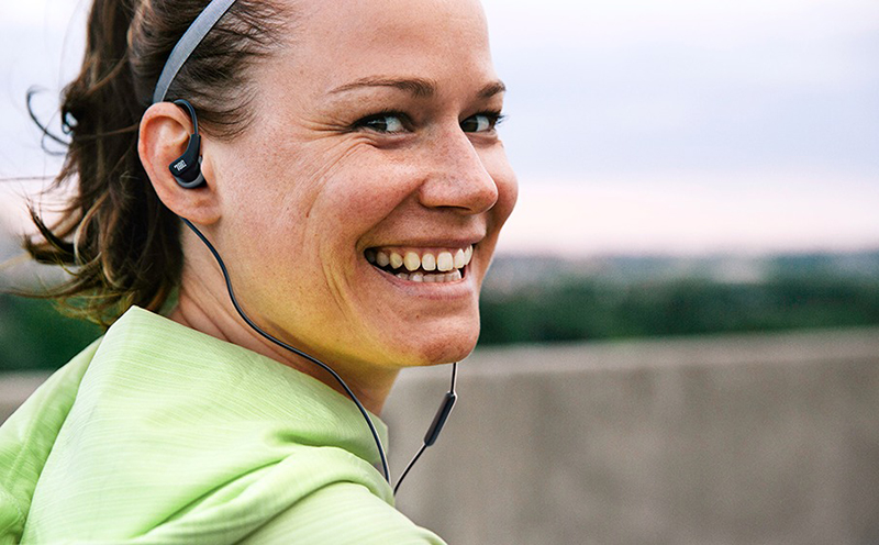 Tai nghe JBL Endurance Run 3C