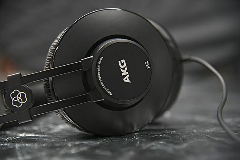 Tai nghe AKG K52