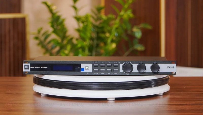 Vang số JBL KX180A