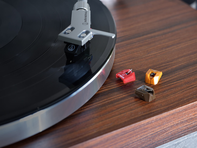 Mâm đĩa than Audio-Technica AT-LPW50BT