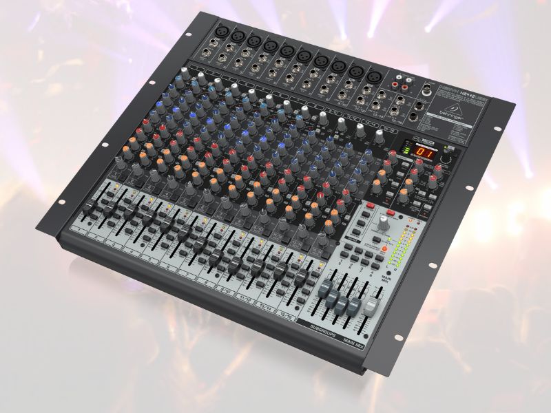 Bàn mixer Behringer Xenyx X2442 US