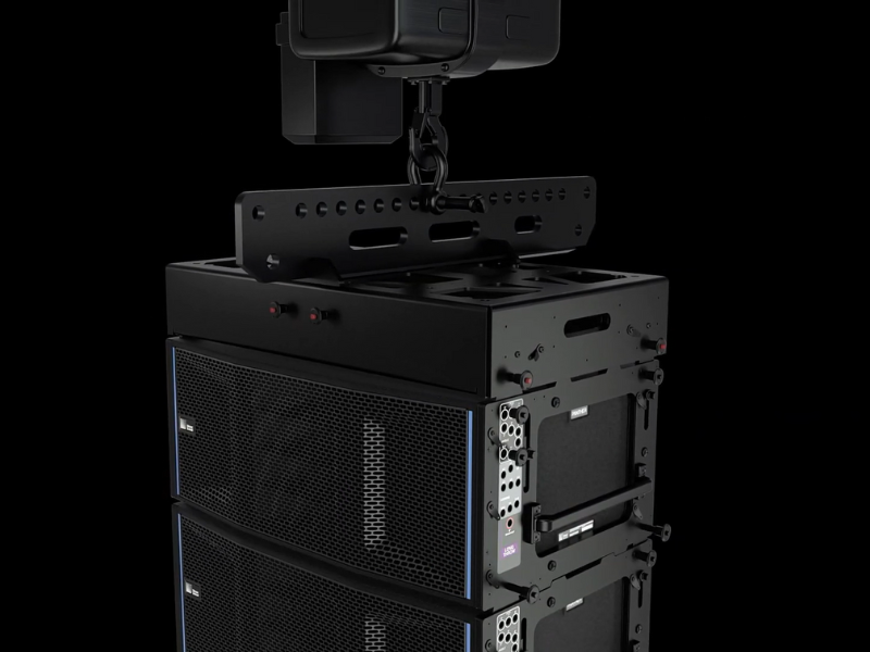 Loa array Meyer Sound Panther