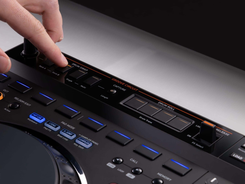 Máy DJ controller AlphaTheta DDJ-GRV6