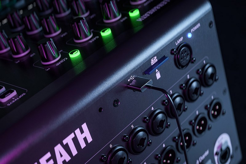 Mixer Allen & Heath Qu-5D