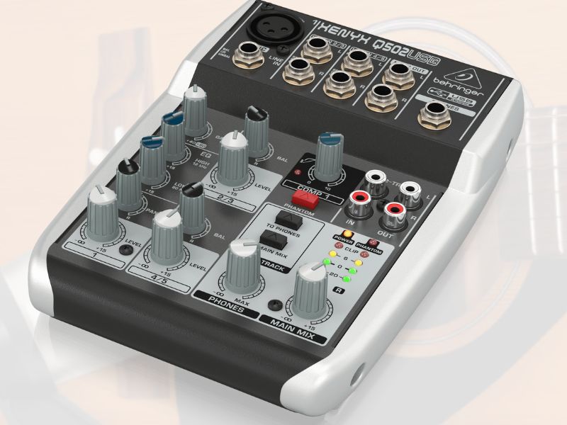 Mixer Behringer XENYX Q502USB