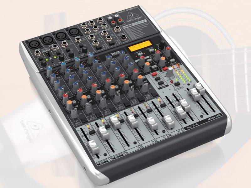 Mixer Behringer Xenyx QX 1204 USB B-Stock