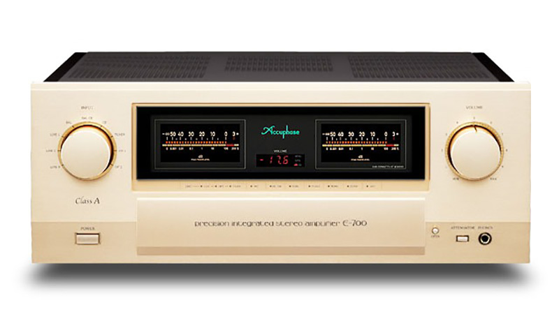 Amply Accuphase E700