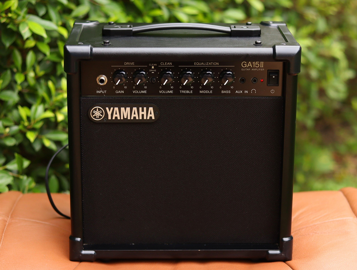 Amply guitar Yamaha GA15II