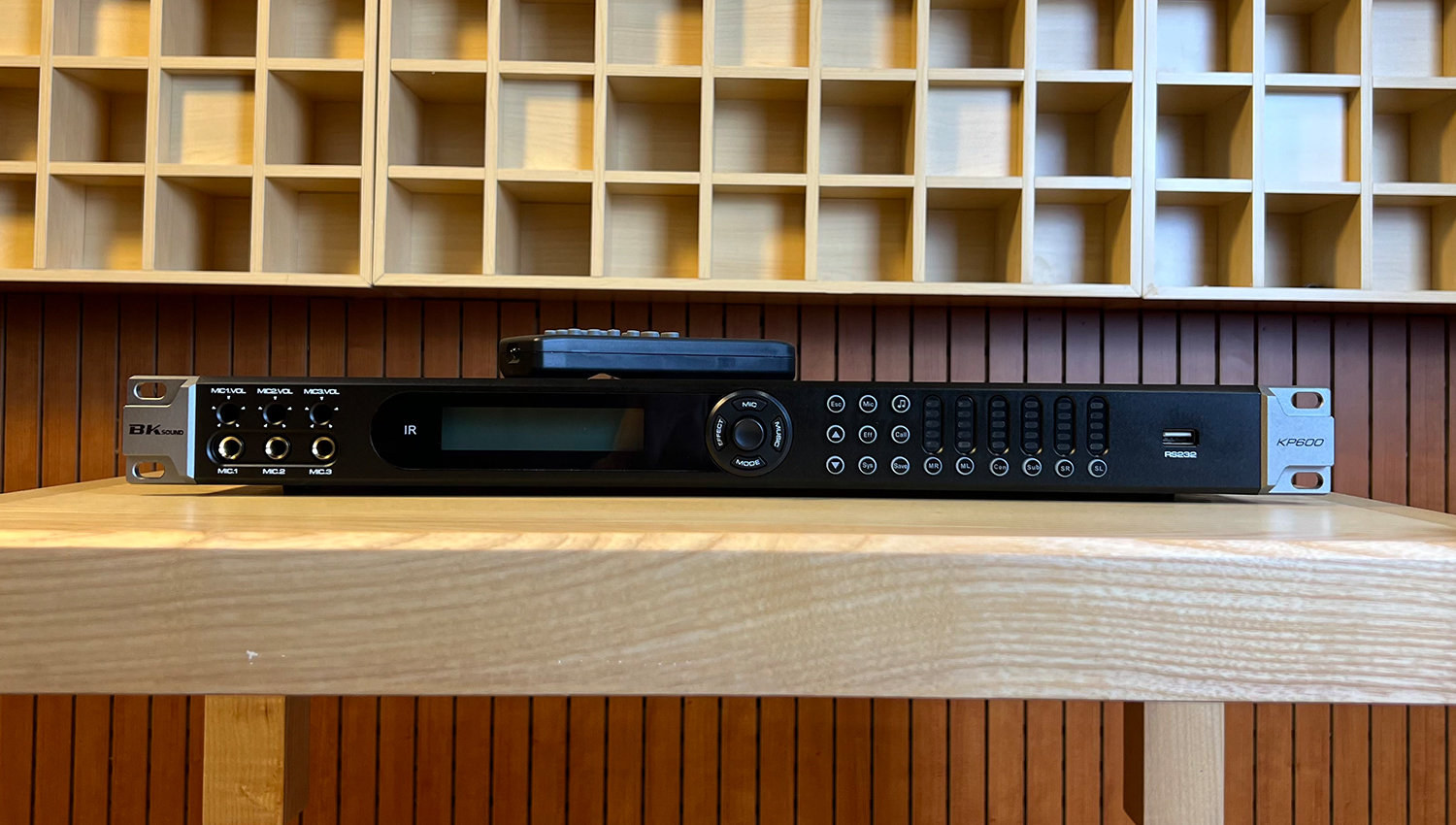 Vang Số BKSound KP600 thực tế