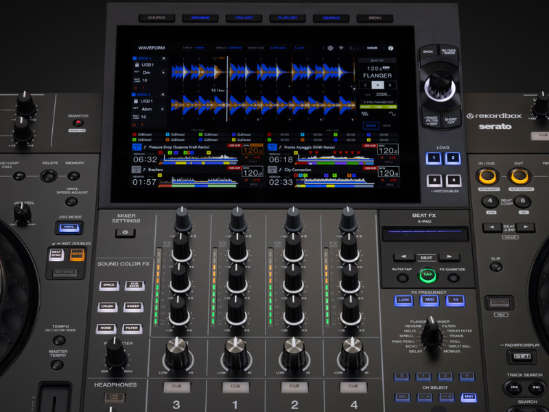 Bàn DJ AlphaTheta XDJ-AZ