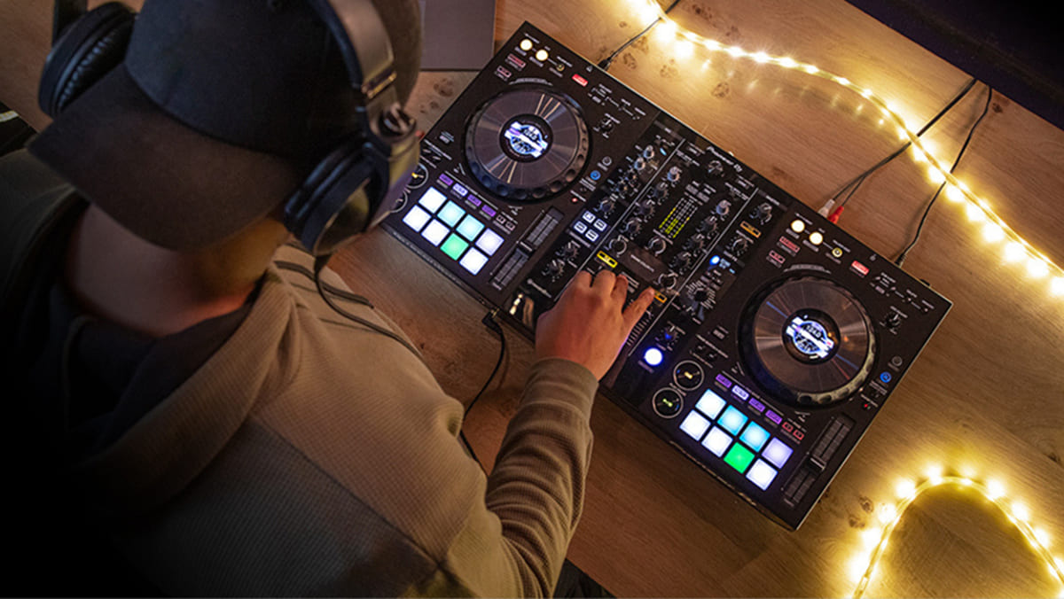 Bàn DJ Pioneer DDJ 800