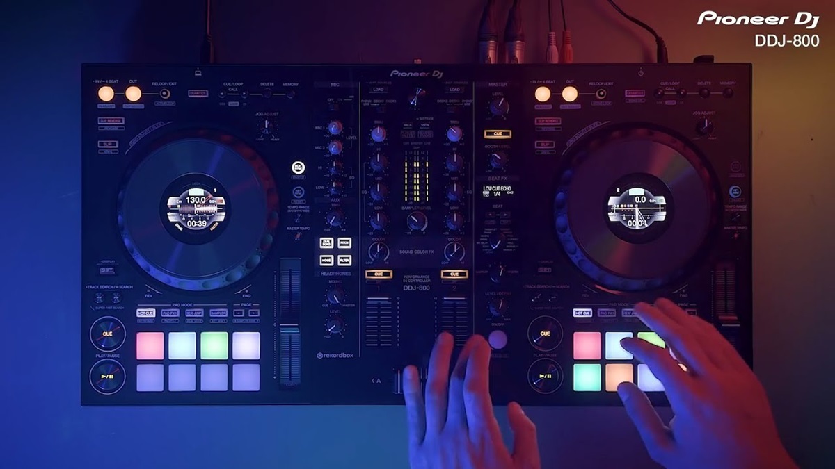 Bàn DJ Pioneer DDJ 800