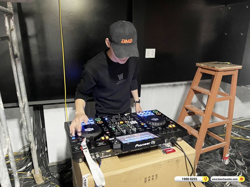 Bàn giao bàn DJ Pioneer XDJ-RX3 cho Buzz Lounge Hải Phòng