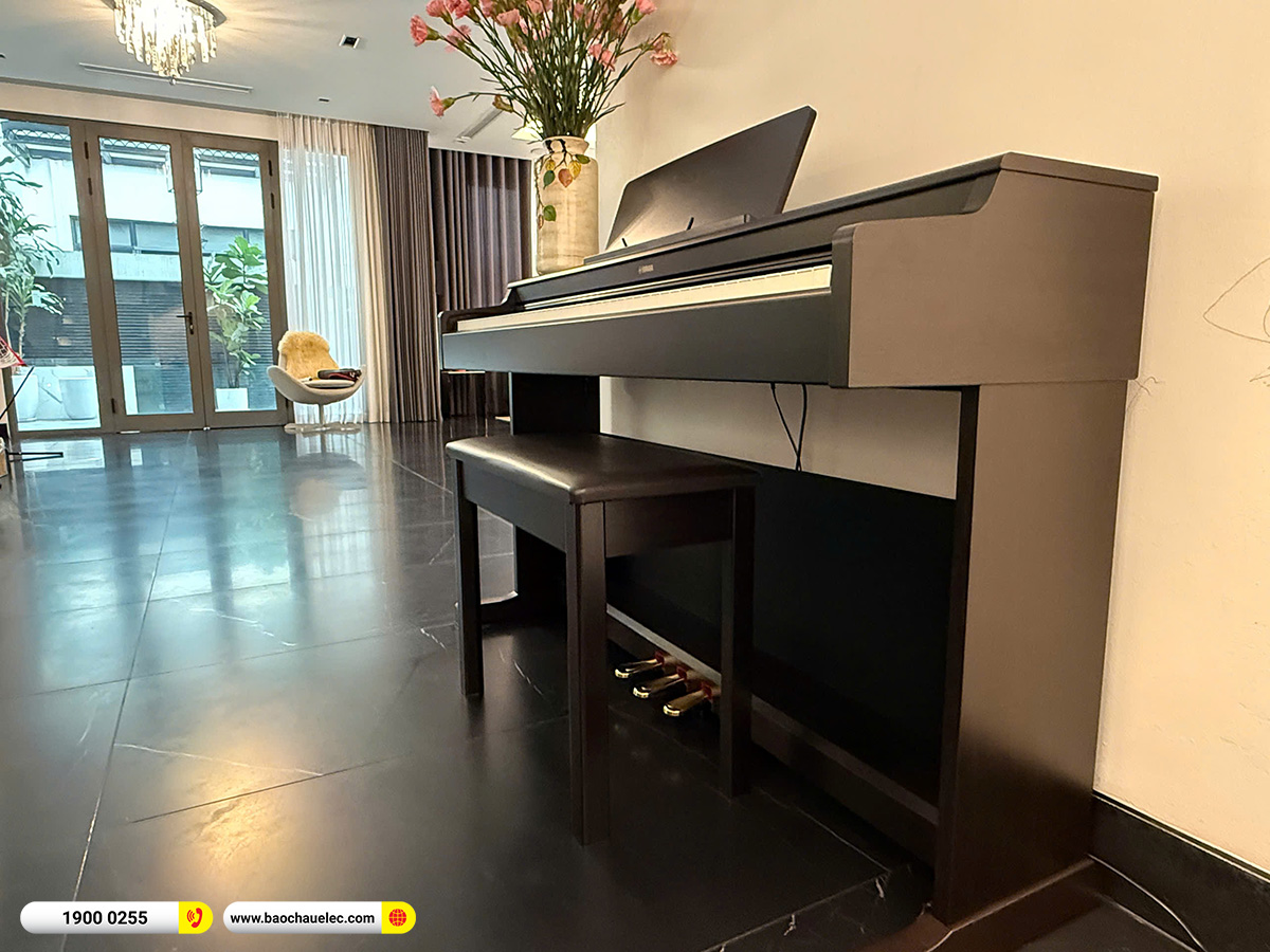Bàn giao Đàn organ Yamaha YDP-165R hơn 25tr cho khách hàng tại Hà Nội