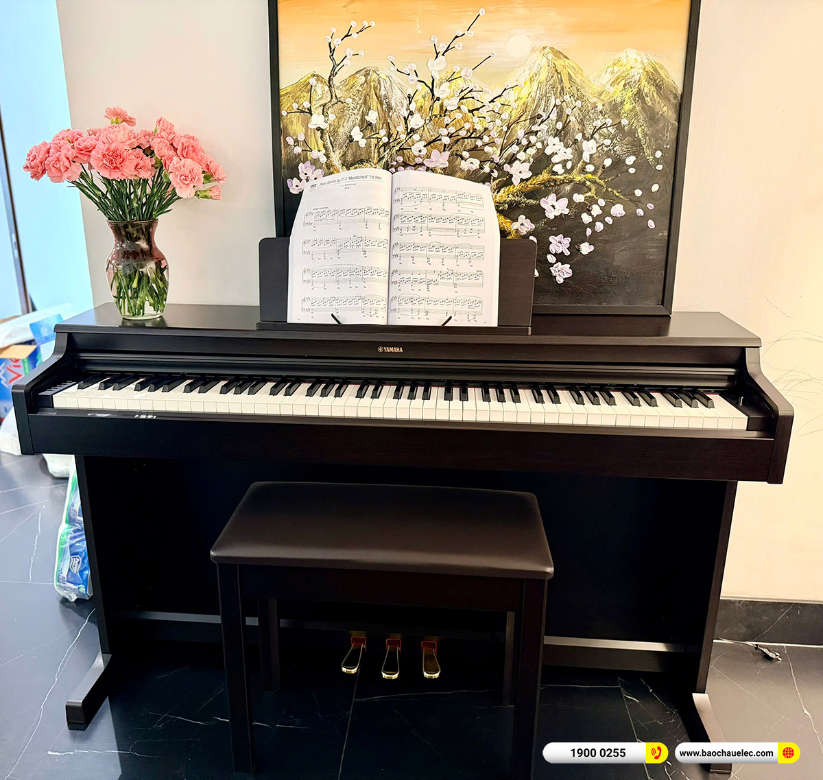 Bàn giao Đàn organ Yamaha YDP-165R hơn 25tr cho khách hàng tại Hà Nội