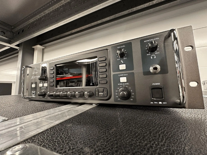 Bàn mixer Behringer X32 Rack