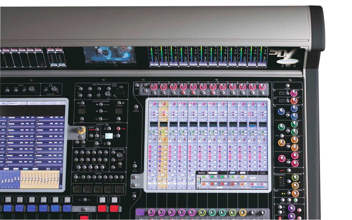 Bàn mixer DiGiCo SD7T