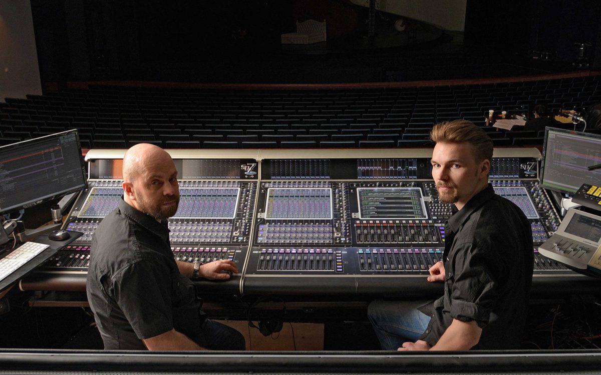 Bàn mixer DiGiCo SD7T
