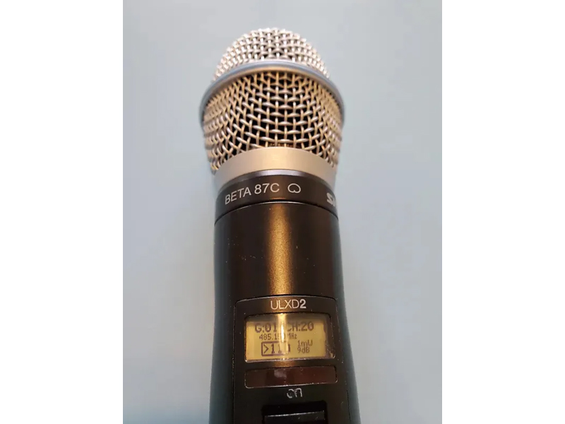 Bộ phát cầm tay với đầu Micro Shure ULXD2/B87C