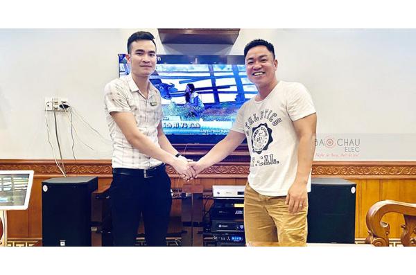 Dàn karaoke cao cấp gia đình anh Trang ở Gò Vấp (PRX412M, PRX418S, KVS700, BCE 9200+, BCE VIP3000, Plus 4TB, VietKTV 22 inch)