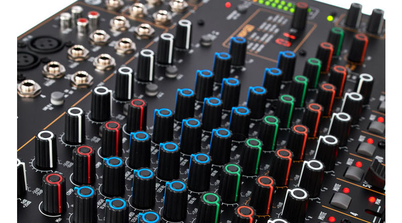 Mixer RCF F 12 XR - Hình 7