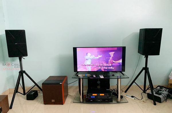 Nâng cấp dàn karaoke gia đình anh Đức Anh tại Hà Nội với cặp loa karaoke Alto AT2000II