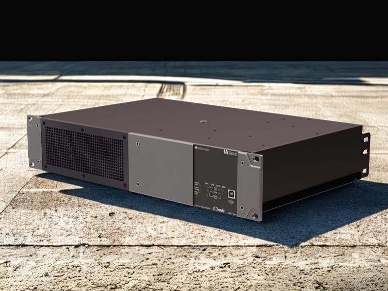 Cục Đẩy 4 Kênh dBTechnologies IA3204 D