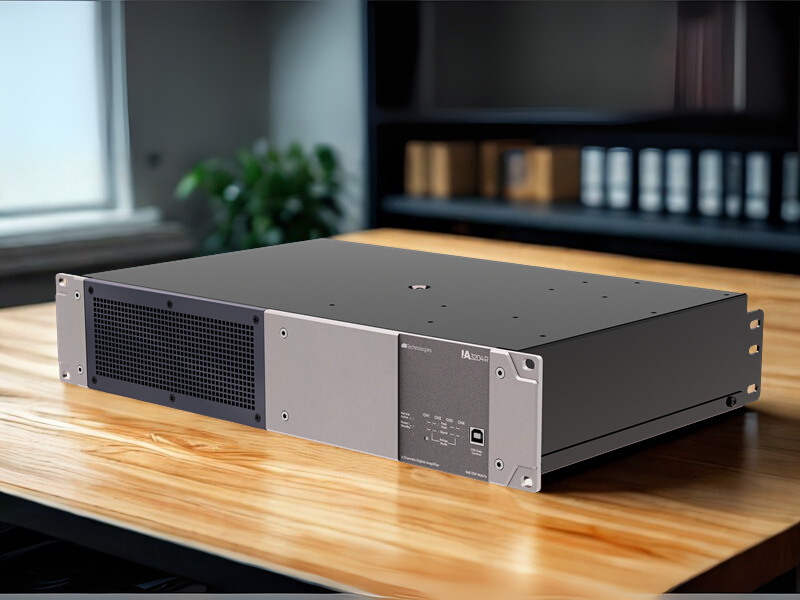 Cục đẩy 4 kênh dBTechnologies IA3204R