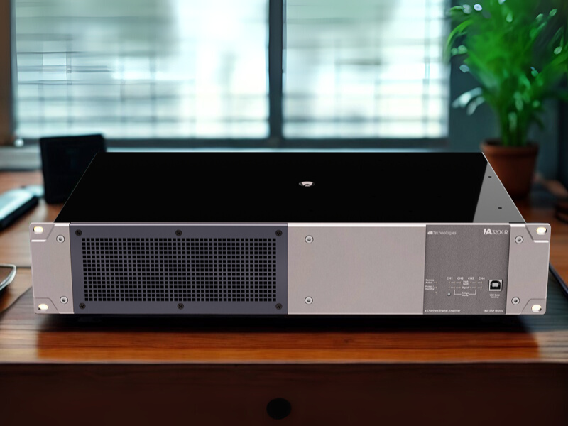 Cục đẩy 4 kênh dBTechnologies IA3204R