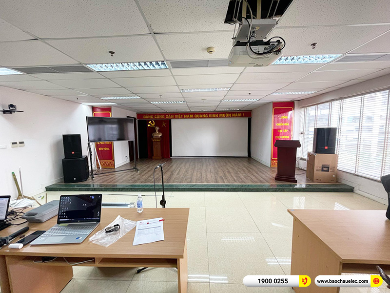 Lắp đặt dàn âm thanh hội trường gần 122tr cho công ty tại Hà Nội (JBL CV1070, BPA-8200, CA-J804, JBL VX8, PRX418S, VM300)