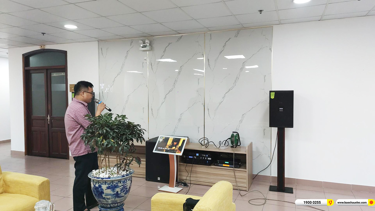 Lắp đặt dàn âm thanh hội trường Domus cho công ty CP Xi măng VICEM Hà Tiên ở TPHCM