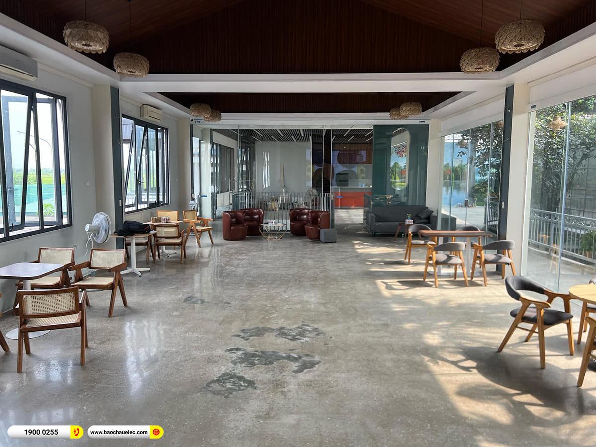 Lắp đặt hệ thống &acirc;m thanh, &aacute;nh s&aacute;ng cho qu&aacute;n cafe Artem tại H&agrave; Nội 