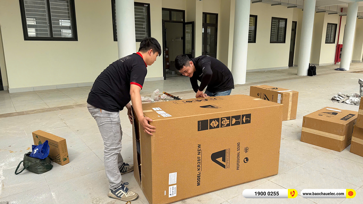 Lắp đặt dàn Line Array Actpro sự kiện, sân khấu cho Trường THCS Trung Hòa tại Hà Nội