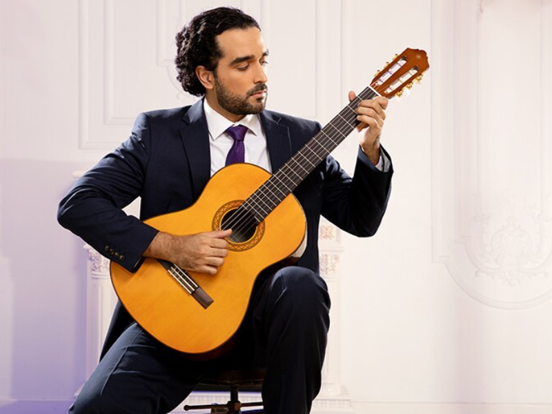 dan-guitar Yamaha CX40