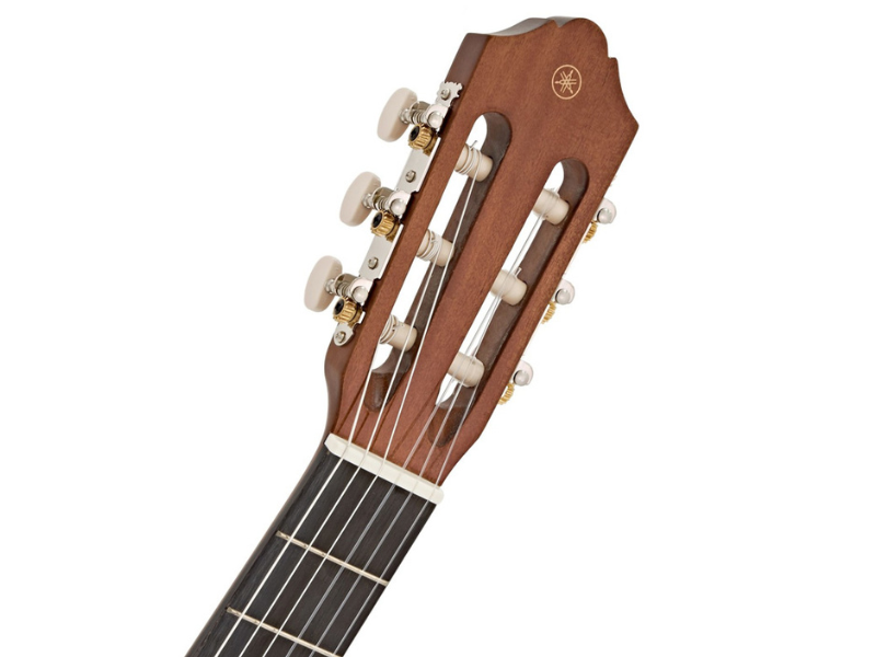 dan-guitar Yamaha CX40