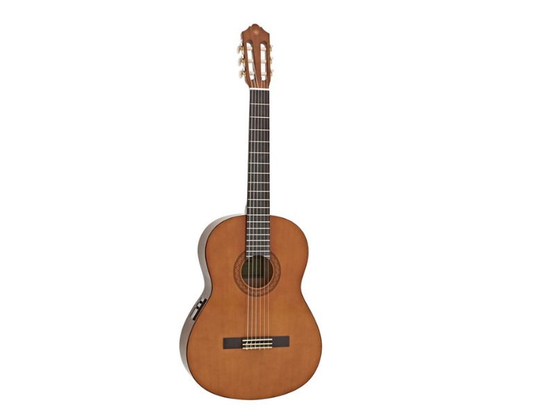 dan-guitar Yamaha CX40