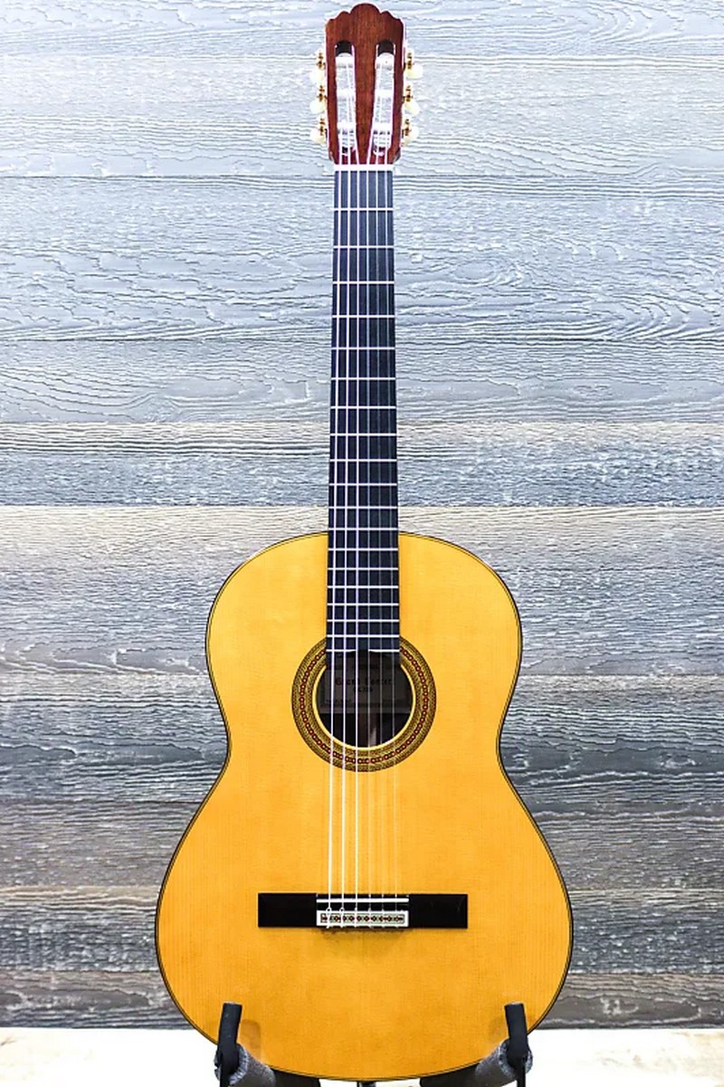 Đàn guitar classic Yamaha GC32S