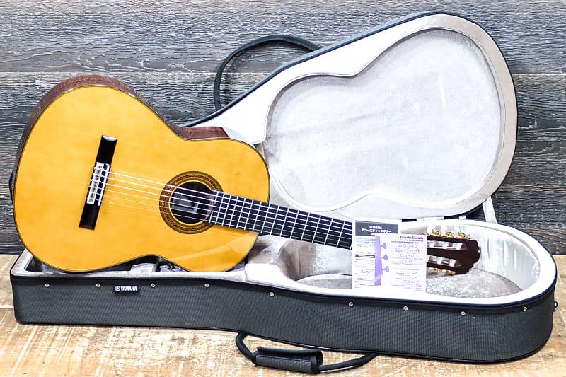 Đàn guitar classic Yamaha GC32S
