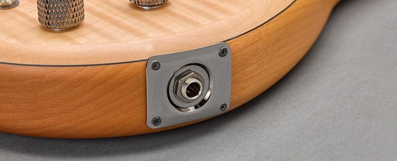 Đàn Guitar Yamaha TRBX605FM