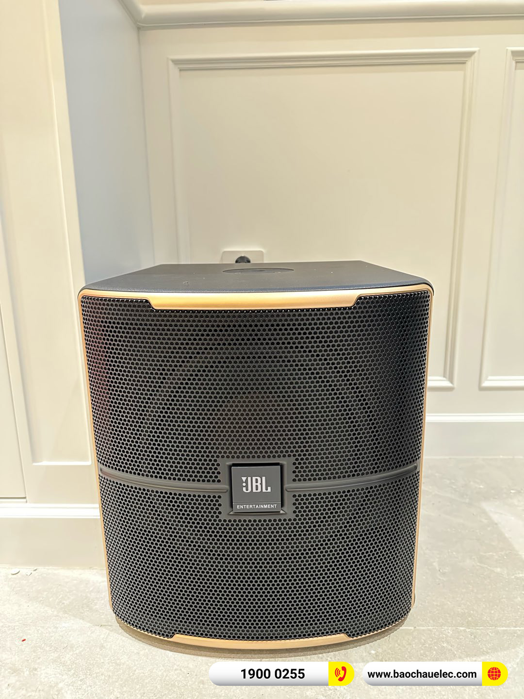 Lắp đặt d&agrave;n karaoke Audiocenter hơn 70tr cho chị Lan tại H&agrave; Nội